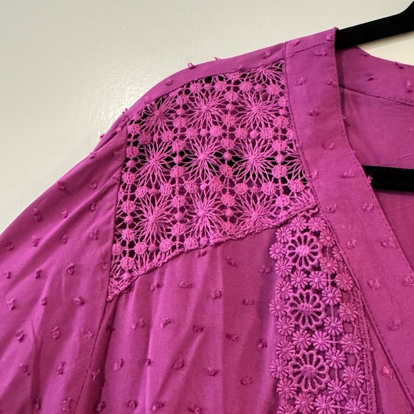 NWT Lane Bryant fuschia Swiss dot and lace Women's Top long sleeve size 22 - Picture 2 of 5